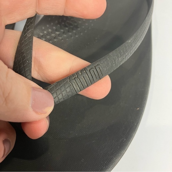 Fitflop black flip flops thongs black comfort sandals size 10 - Picture 2 of 4